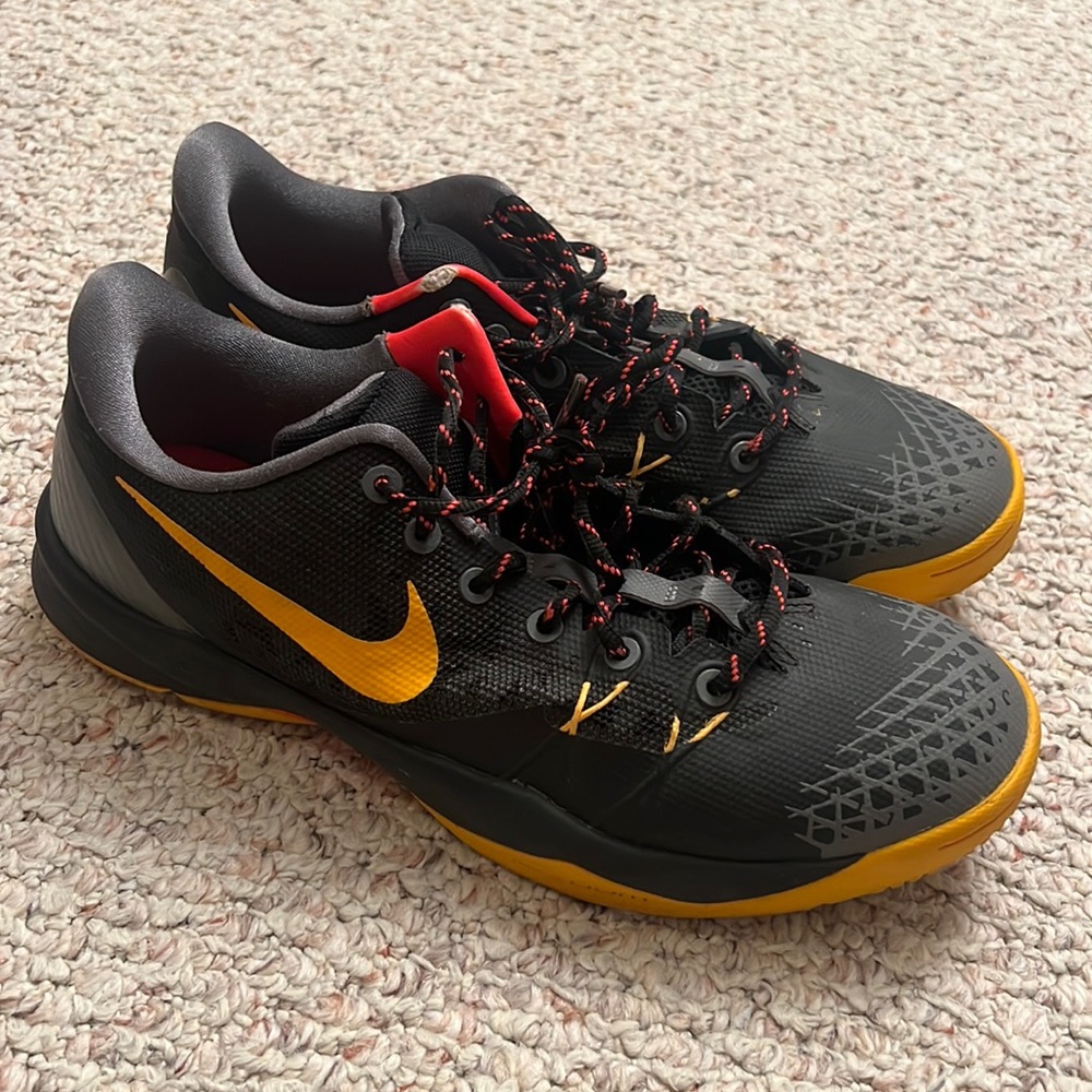 Nike Zoom Kobe Venomenon 4 Black/Gold-